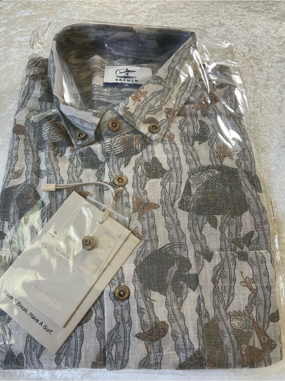 Men's Casual Printed Button-Down Shirt in Light Gray with Aquatic Print